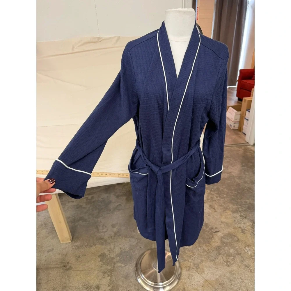 Amazon Essentials Navy Waffle Knit Robe | Soft Lightweight‎ Spa Bathrobe